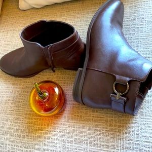 Ankle Butter Leather Brown Boots. Size 6